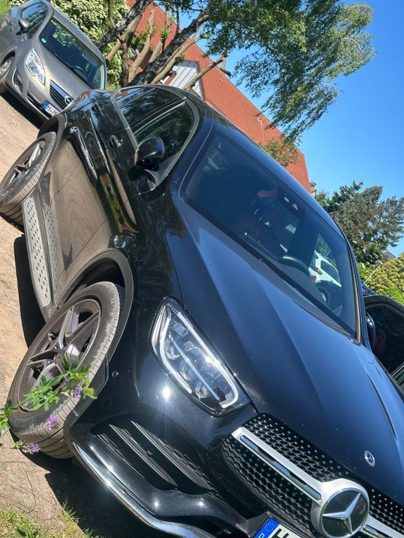 Image of Mercedes-Benz GLC 200