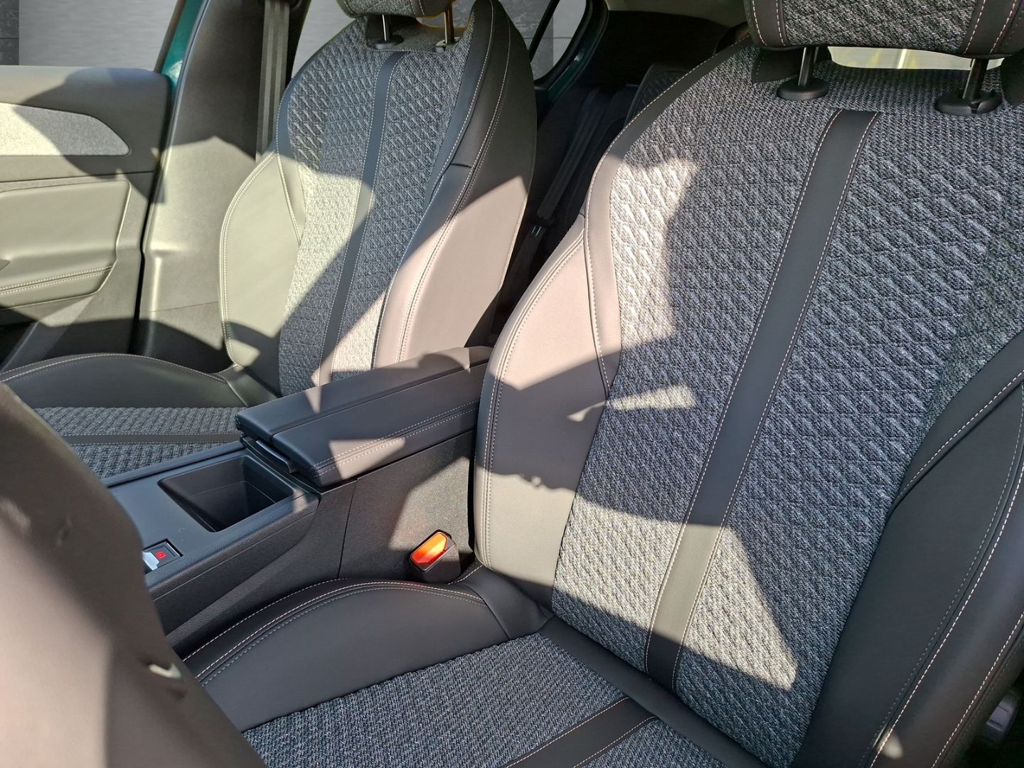 Peugeot 308 - Bild 7