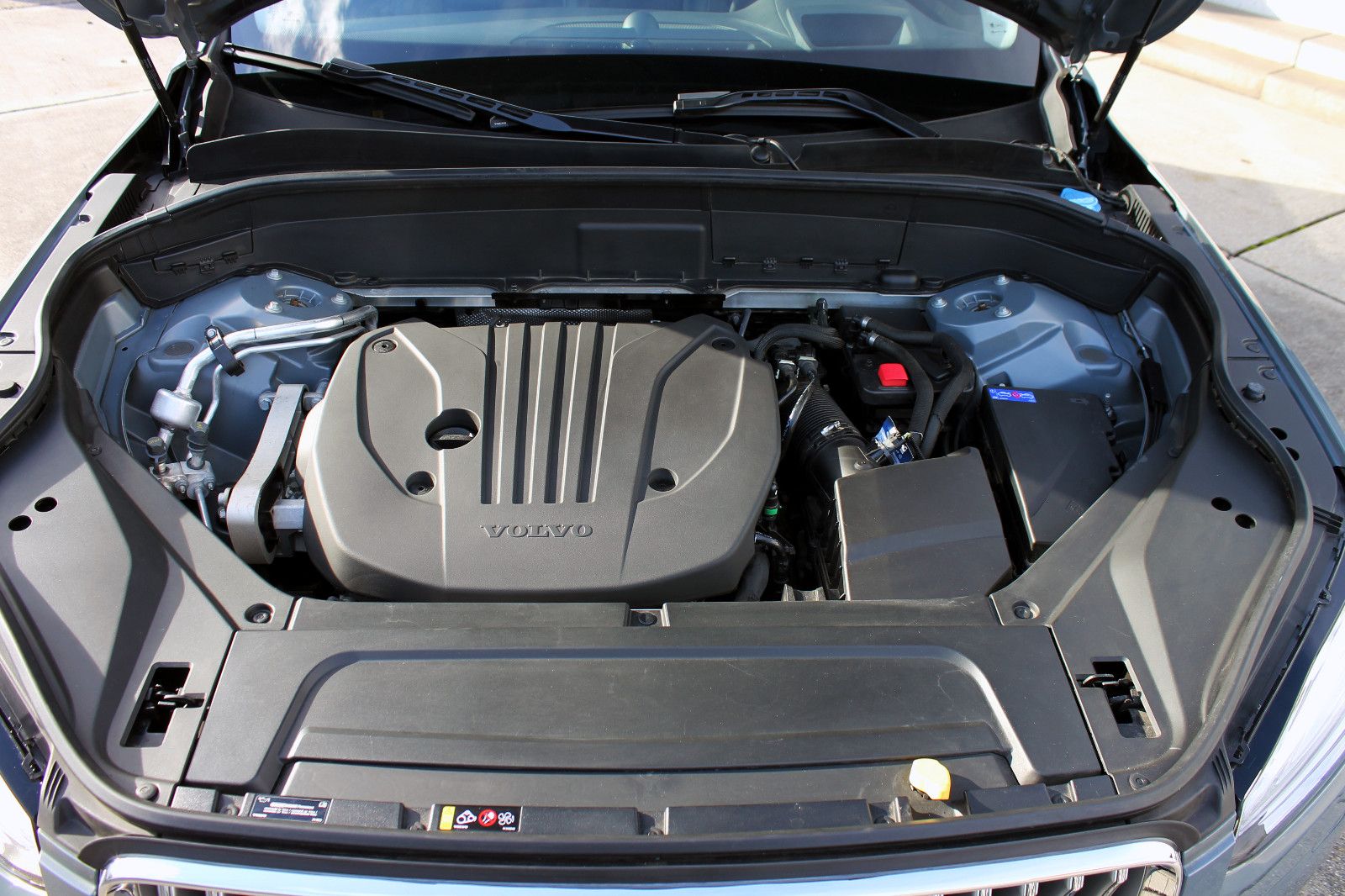 Fahrzeugabbildung Volvo XC90 B5 AWD Ultimate Bright 7-Stz. 360° ACC PANO