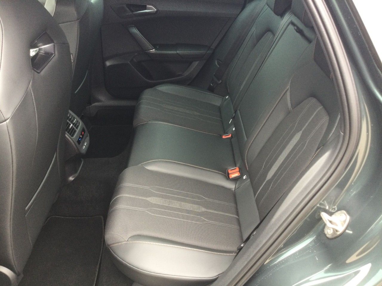 Fahrzeugabbildung CUPRA Formentor VZ 2.0 TSI 4Drive DSG