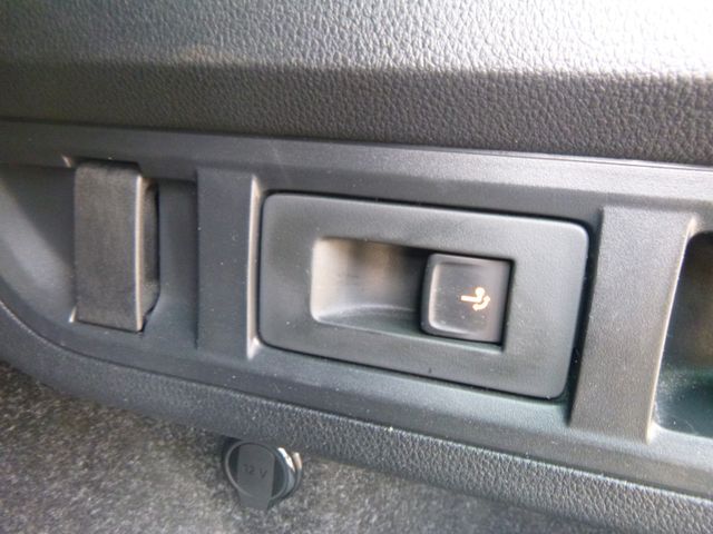 Fahrzeugabbildung Skoda Octavia 1,5 TSI Kombi >AHK/PANO/NAV/LED/SHZ<