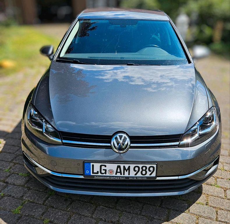 Image of Volkswagen Golf