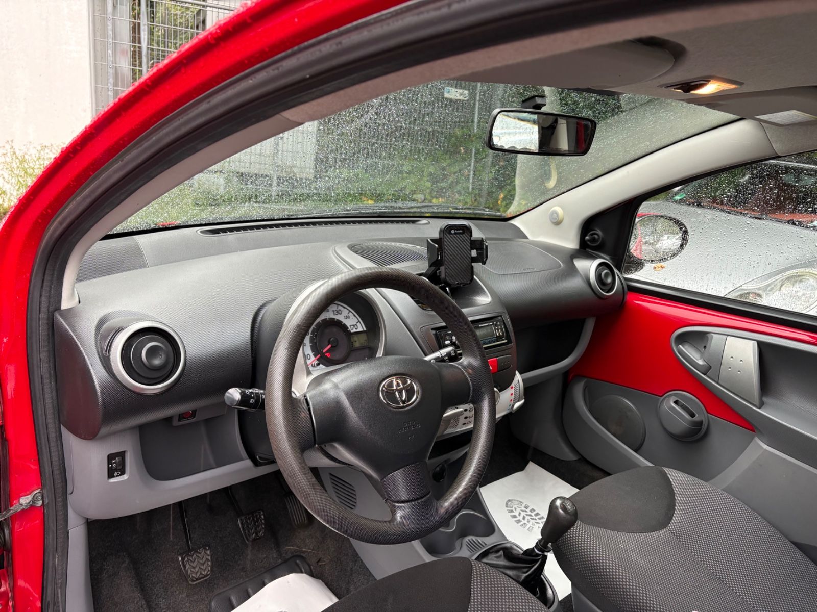 Fahrzeugabbildung Toyota Aygo AYGO * TÜV & Ölwechsel NEU *