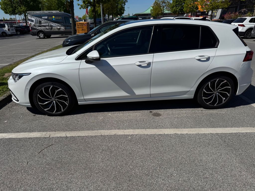 Image of Volkswagen Golf