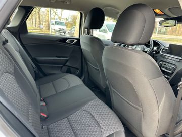 Fahrzeugabbildung Kia Ceed 1.4 Sportswagon Vision*Lenk.Hz*Kamera*Spur*
