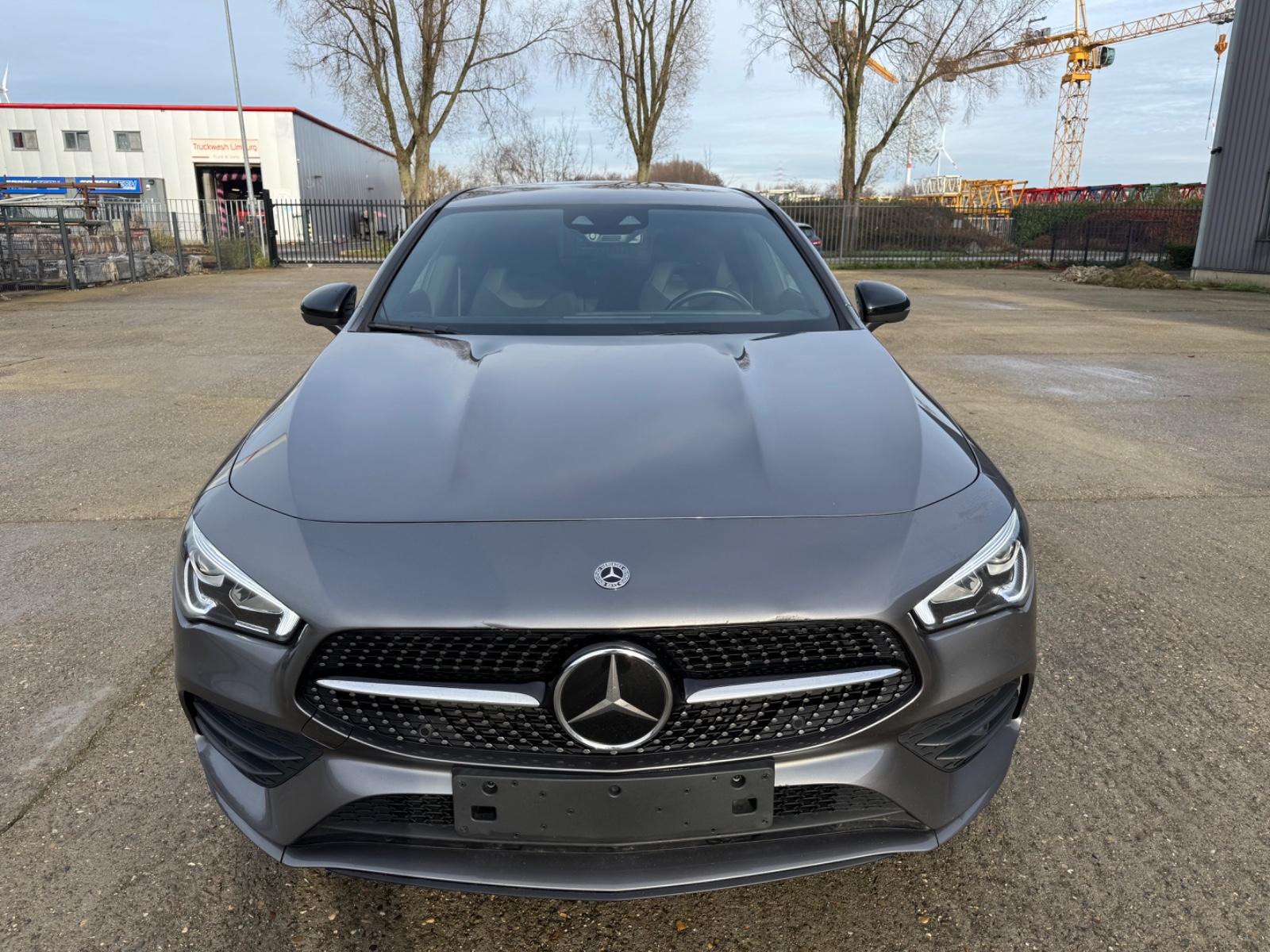 Mercedes-Benz CLA 250e DCT Shooting Brake AMG AMBIENT SHADOW