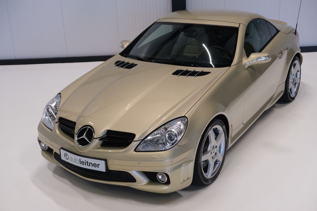 Mercedes-Benz SLK 55 AMG