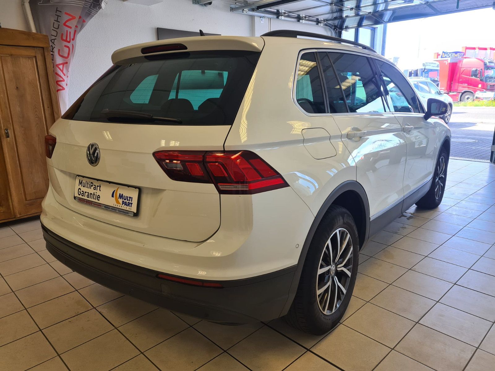 Fahrzeugabbildung Volkswagen Tiguan Comfortline 4Motion/KAMERA