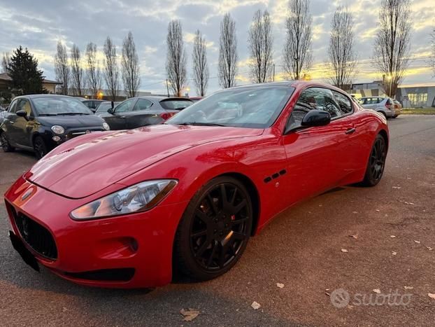 Maserati MASERATI GranTurismo 4.2 V8