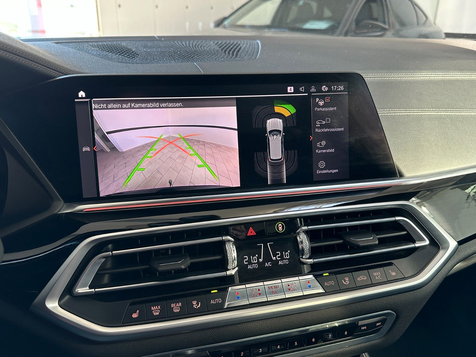 BMW X5 xDrive d M-SPORT Laser*HUD*Leder*AHK*Soft-C foto 16