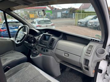 Renault Trafic - 10