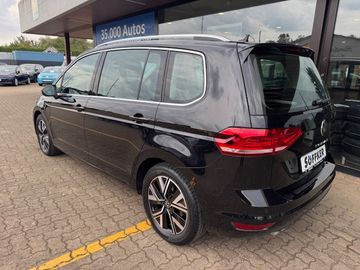Bild 13 VW Touran Highline 2.0 TDI DSG AHK Navi Standheiz.