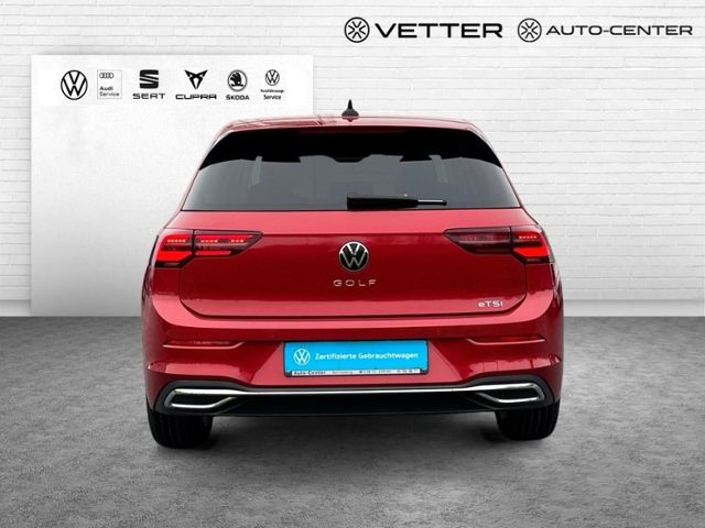 Fahrzeugabbildung Volkswagen Golf VIII ACTIVE 1.5 eTSI DSG - MTRX*HUD*Navi!!!