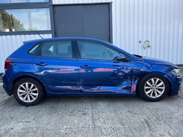 Volkswagen Polo  VI Highline