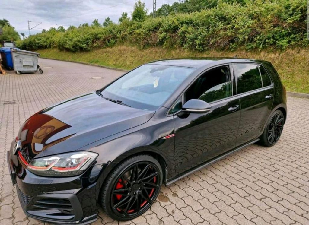 Image of Volkswagen Golf