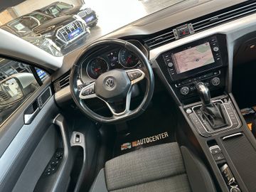 Volkswagen Passat *KEYLESS*ACC*AHK*NAV*3-ZONEN*LED*