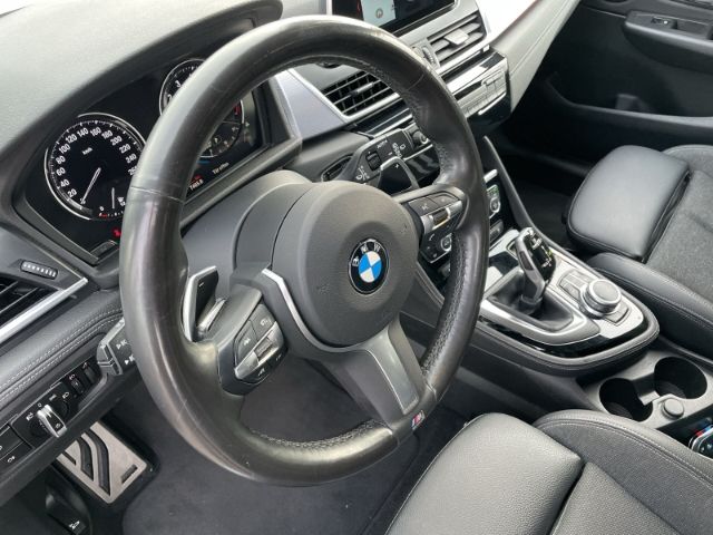 Fahrzeugabbildung BMW 220 Active Tourer i M Sport Autom. Navi, Rückfah