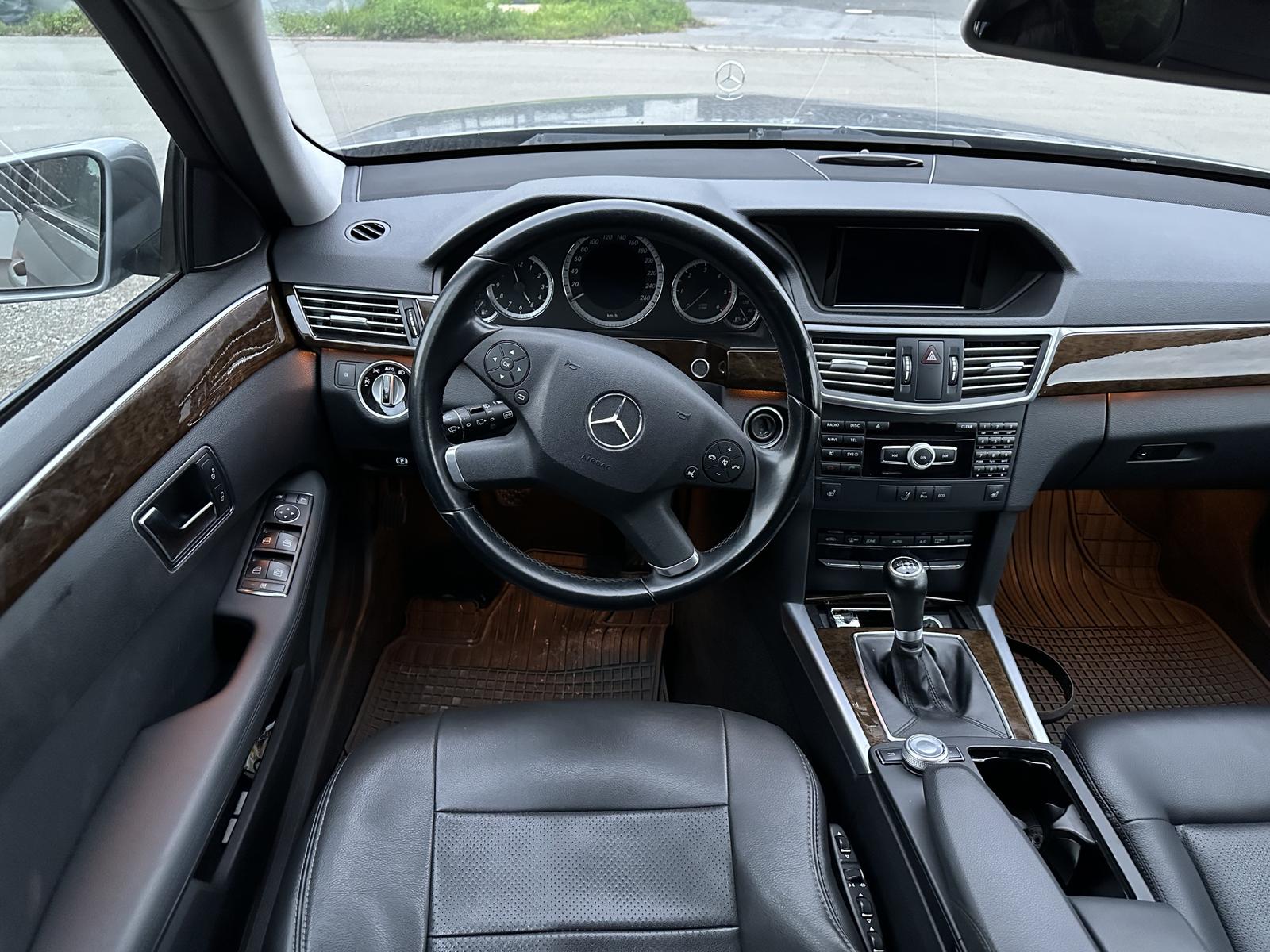 Mercedes-Benz E220 2012 — engine 2.143 cm³, 170 HP (125kW)