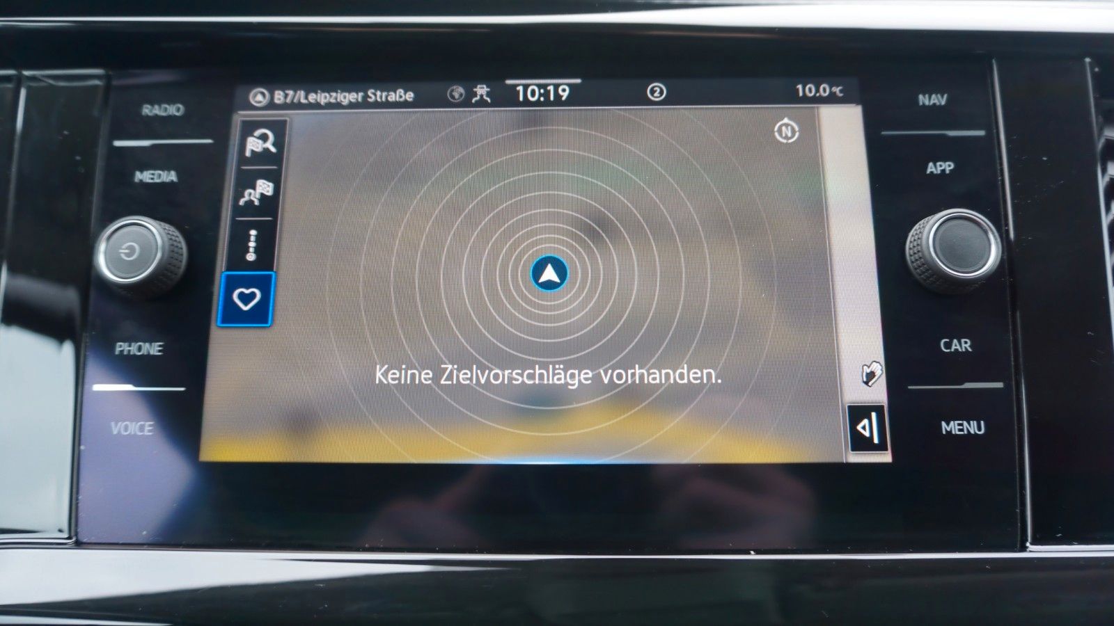 Fahrzeugabbildung Volkswagen T6 Multivan 2.0L TDI DSG Kamera Navi AHK 7 Sitze