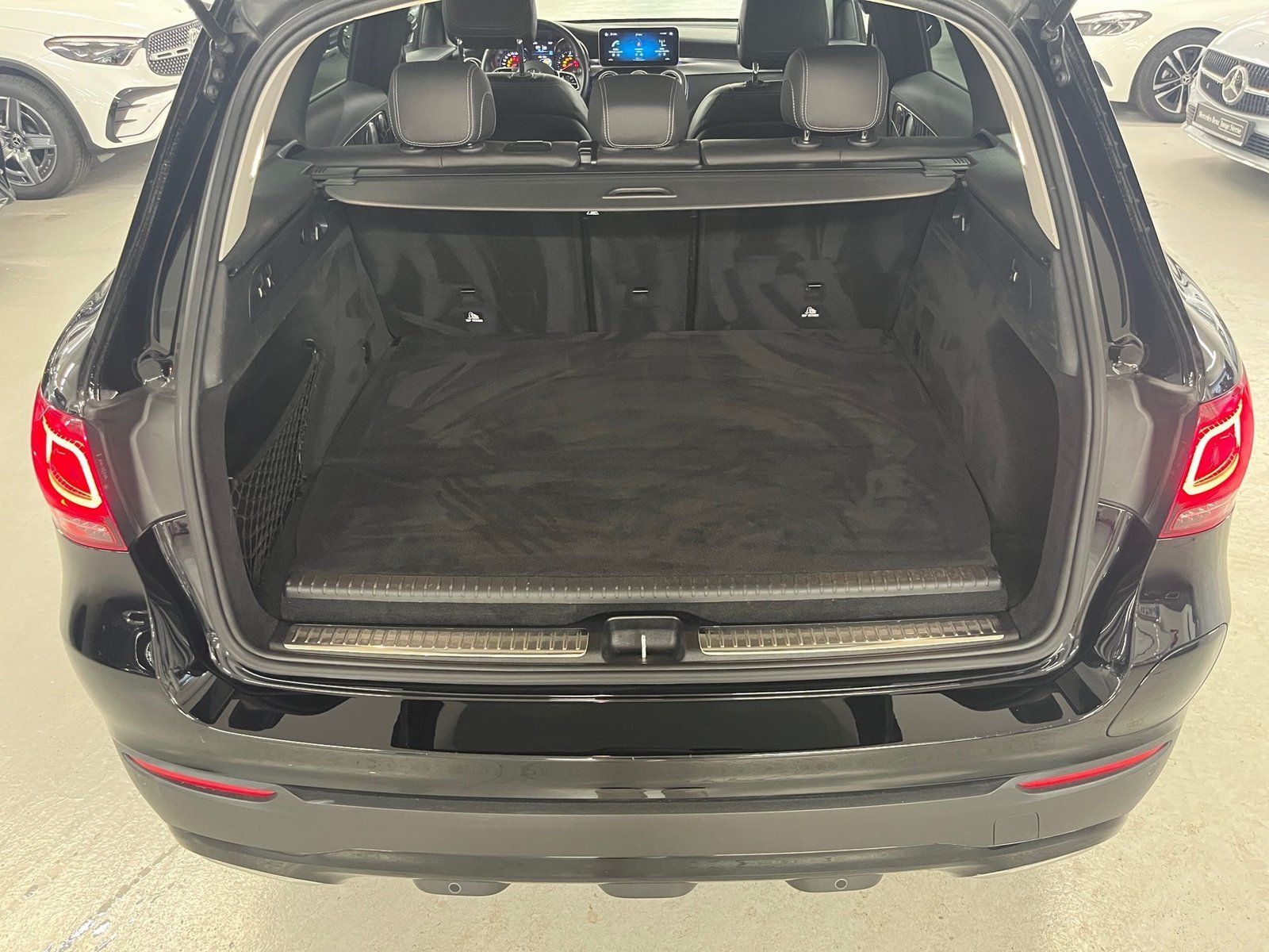 Fahrzeugabbildung Mercedes-Benz GLC 300 de 4M*360*Burm*Air-Body*LED*Night*Ambie*