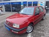 Volkswagen Vento 1.8 GLX |Automatik|Servo|Zentral|Tüv NEU - Volkswagen Vento: Glx