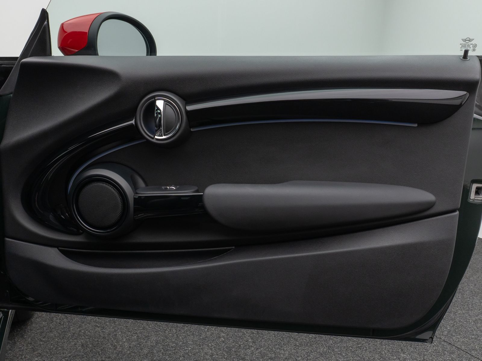 Fahrzeugabbildung MINI John Cooper Works Panorama Kamera HUD DAB Sport