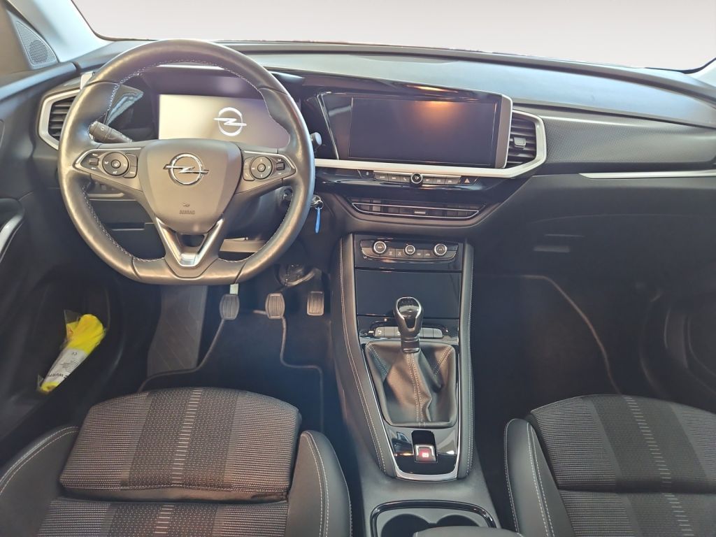 Fahrzeugabbildung Opel Grandland 1.2 DI GS, Navi, RFK, SHZ, LHZ,FSH