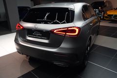 MERCEDES-BENZ A 250e AMG*AMBIENTE*CAM*LED*NAVI*BUSINESS-PAKET*