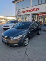 Kia Ceed 1.6 CRDi VGT 90CV 5p. LX - gebrauchte Kia cee'd / Ceed aus dem Jahr 2010