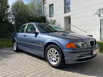 BMW 318 - 2