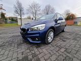 BMW Active Tourer 220 i Advantage Automatik Navi LED - BMW 2er Reihe mit Benzin-Antrieb: Limousine, Automatik
