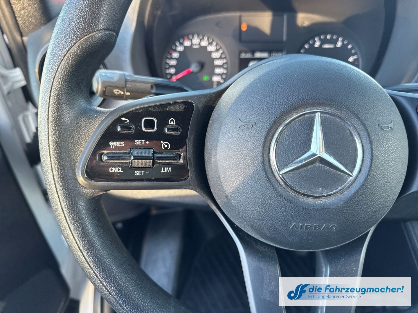 Fahrzeugabbildung Mercedes-Benz Sprinter III Kasten RWD AWD 317 CDI L2 Navi 360