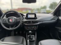 Fiat Tipo Kombi 1.4 T-Jet  S-Design LEDER NAVI GJR BT - Image