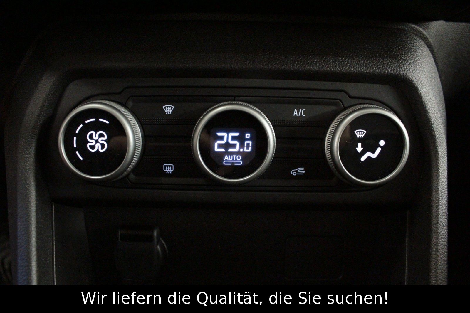 Fahrzeugabbildung Dacia Sandero TCe 90 Expression*Winterpaket*