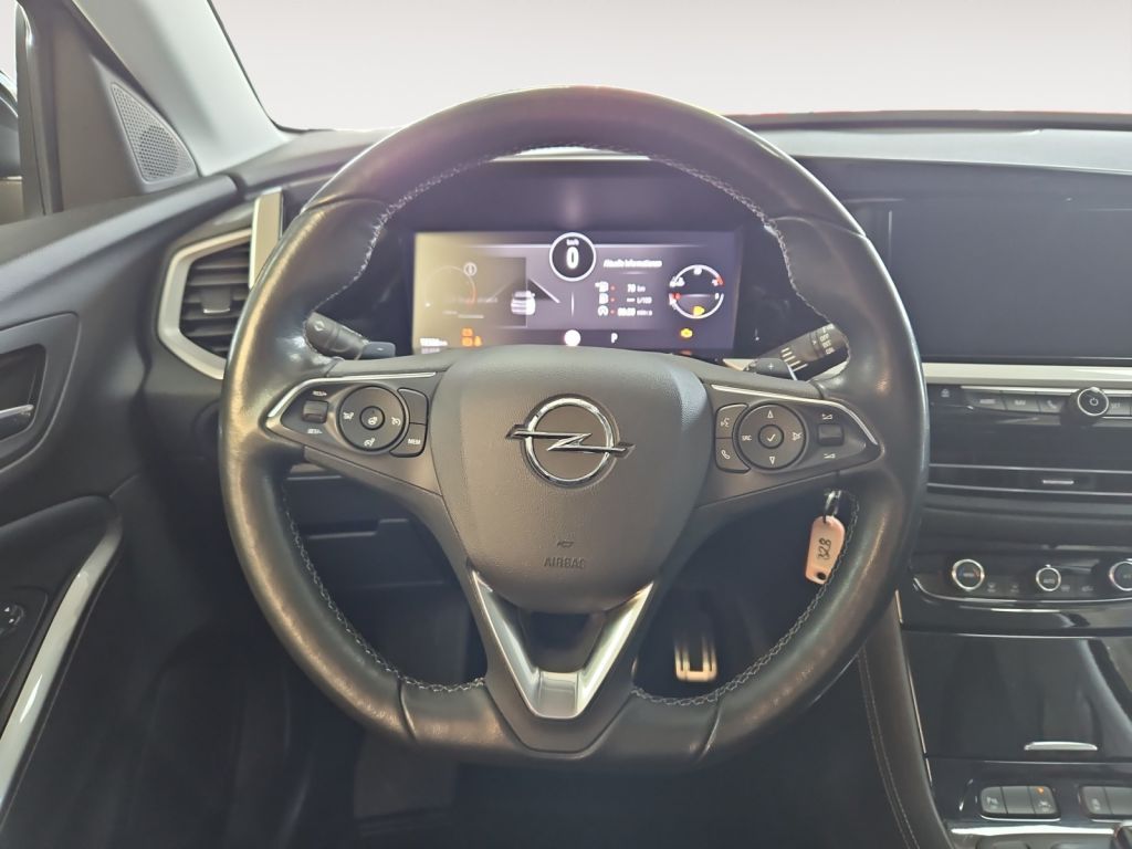 Fahrzeugabbildung Opel Grandland 1.2 DI Automatik Elegance