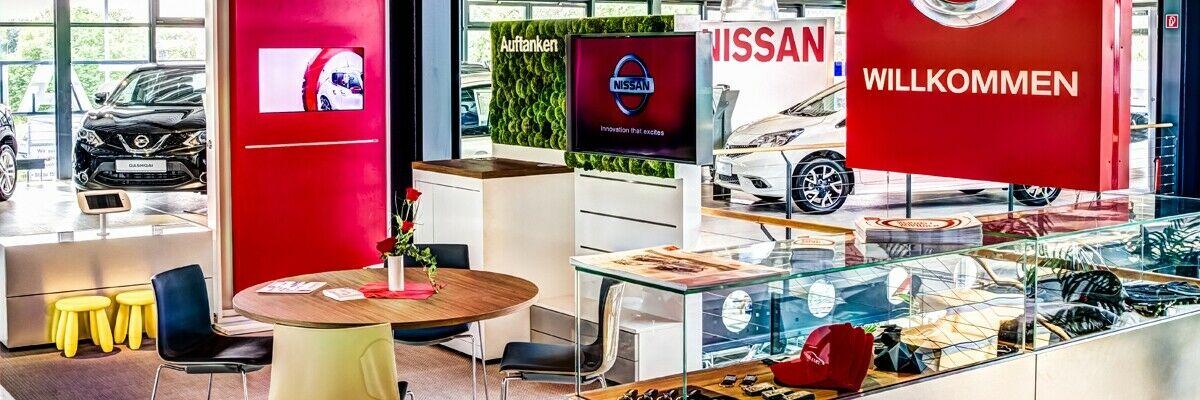 showroom-image-top