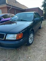 Audi 100 2,0 E - Audi 100 mit Anhängerkupplung