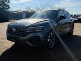 Volkswagen Touareg R BLACK 4Motion eHybrid/360/PANO/MATRIX - graue Volkswagen Touareg
