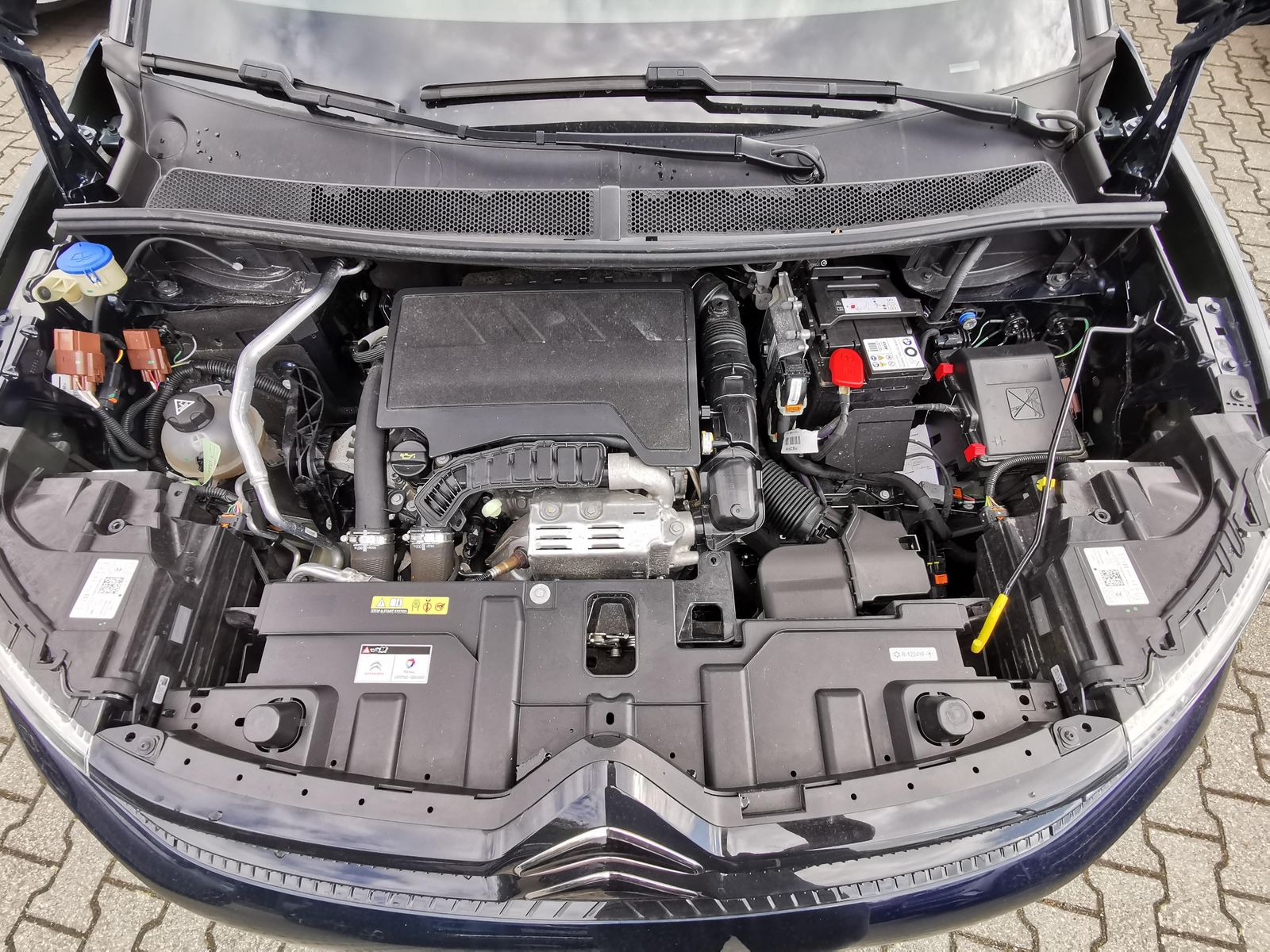 Fahrzeugabbildung Citroën C5 Aircross Shine+NAVI+SHZ+USB+LED+ACC+AWR+