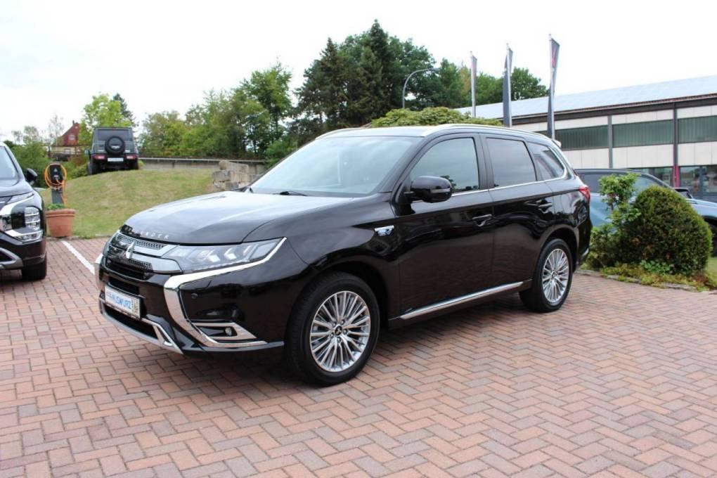 Mitsubishi OUTLANDER 2.4 PHEV PLUS SPIRIT A/T