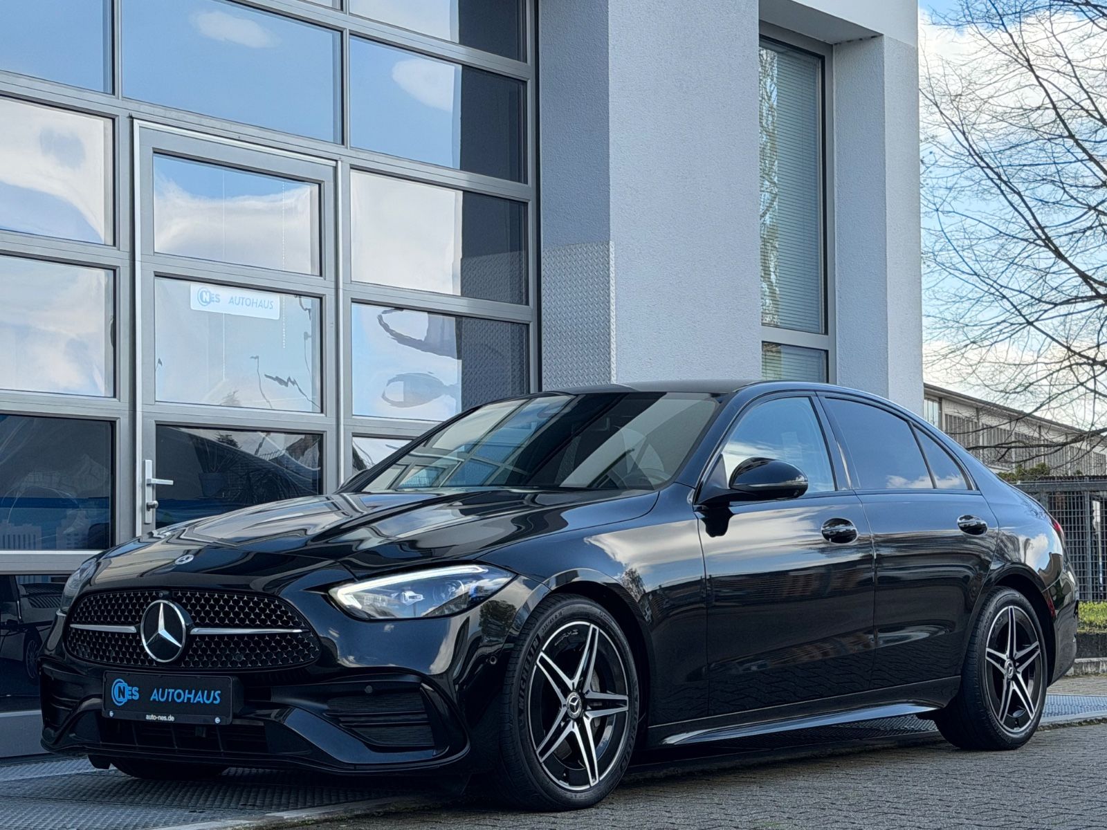 MERCEDES-BENZ C300d 4M 9G*3x AMG*360*MEMORY*HUD*LEDER*WEBASTO*