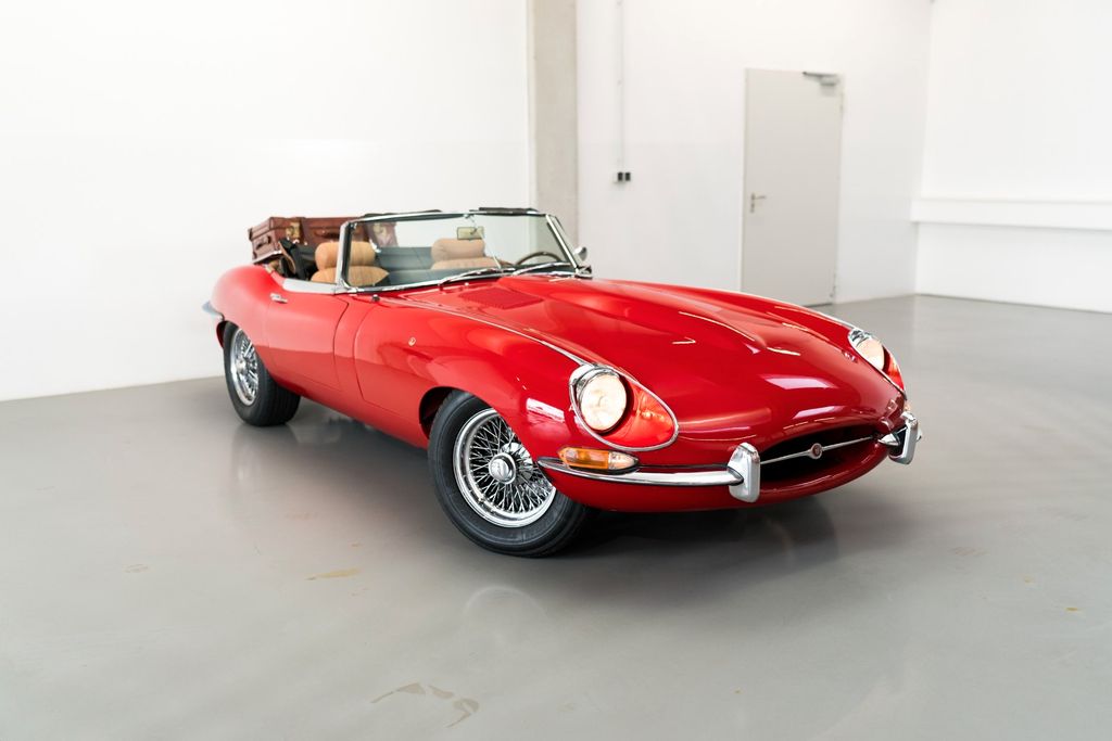 Jaguar E-Type