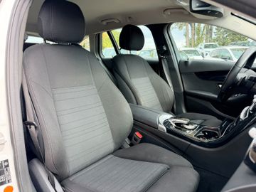 Mercedes C 300 - 12