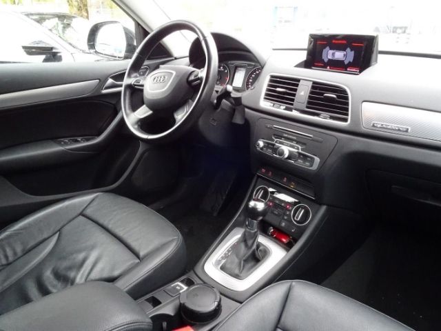 Fahrzeugabbildung Audi Q3 2.0 TDI Quattro S tronic, Leder, Navi,AHK