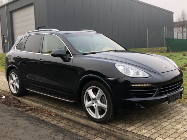 Porsche Cayenne 3,0 TDI Diesel  V6 Sport