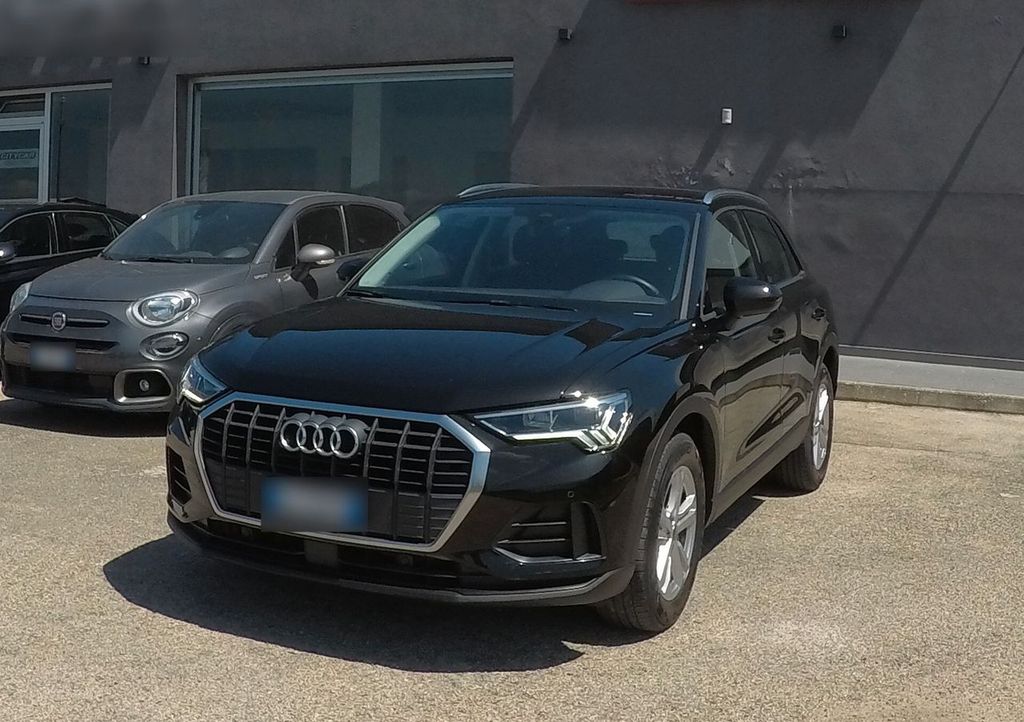 Image of Audi Q3