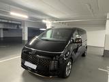 Hyundai STARIA 2.2 CRDi Signature Automatik 4WD Sign... - Hyundai STARIA: Signature