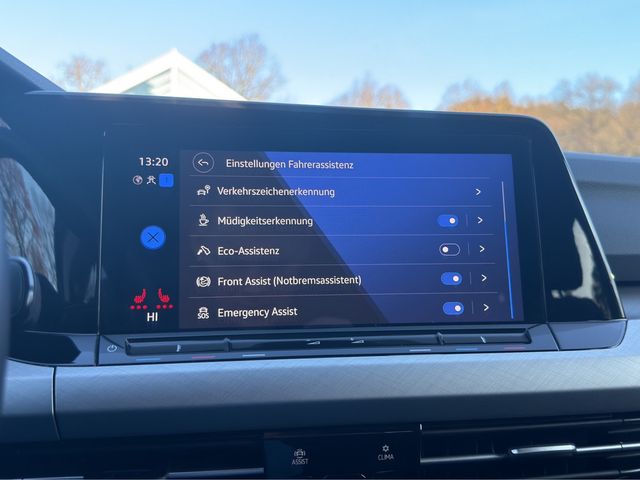 Golf VIII Variant 2.0 TDI Life DSG AHK ACC LED