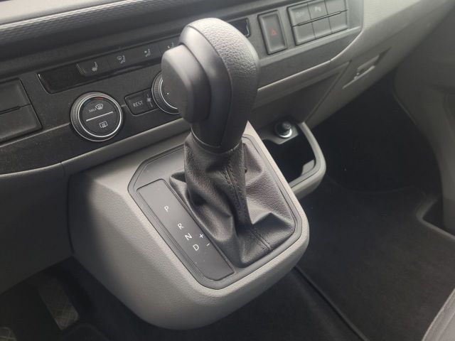 T6.1 Caravelle Comfortline 2.0 l TDI LR Aut