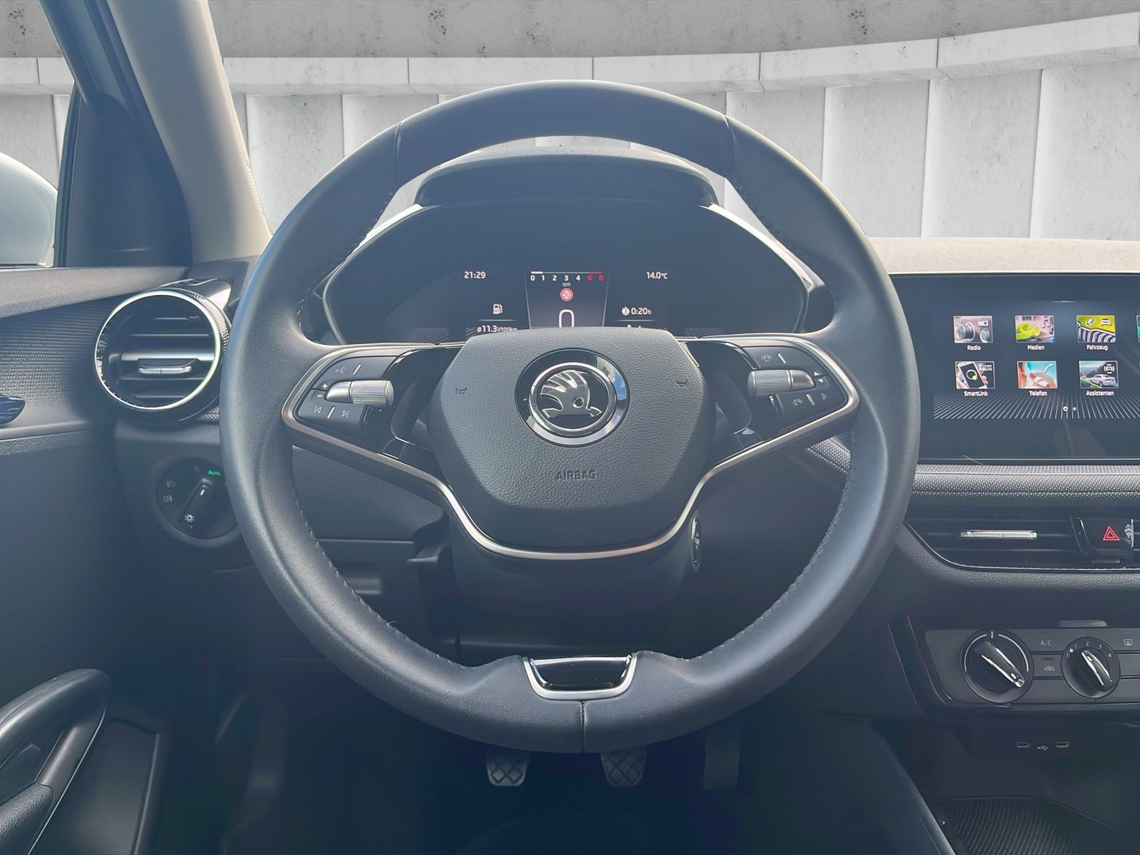 Fahrzeugabbildung SKODA Fabia SmartLink*PDC*LED*ALU*Klima*ViCo*u.v.m.**